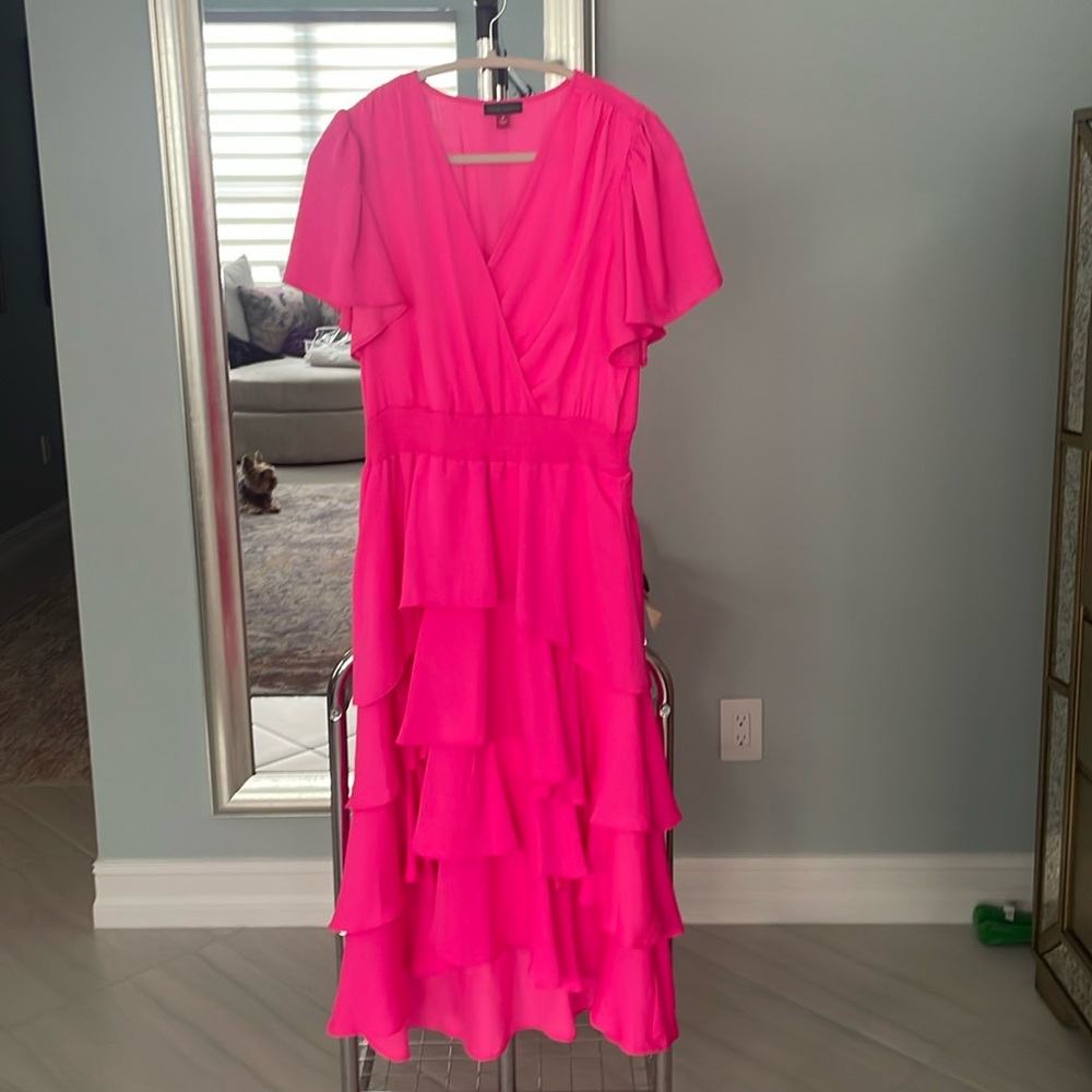 Vince Camuto Hot pink ruffle dress M